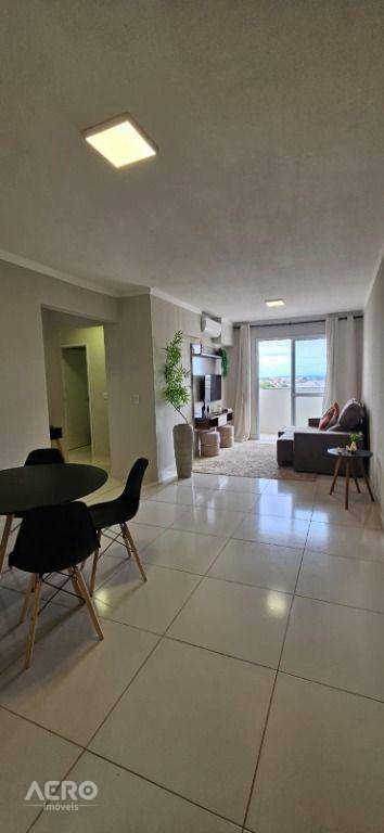 Apartamento à venda com 2 quartos, 71m² - Foto 2