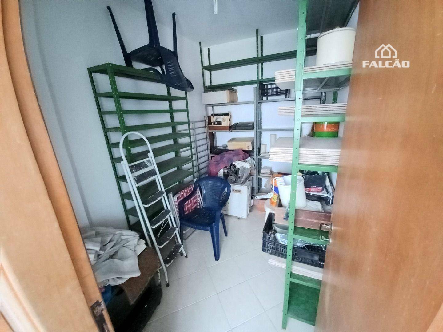 Apartamento à venda com 3 quartos, 139m² - Foto 23