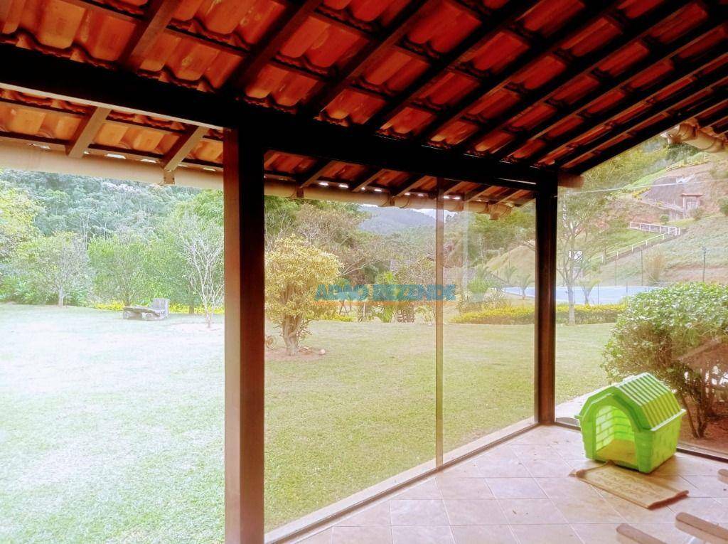 Casa de Condomínio à venda com 5 quartos, 302m² - Foto 47