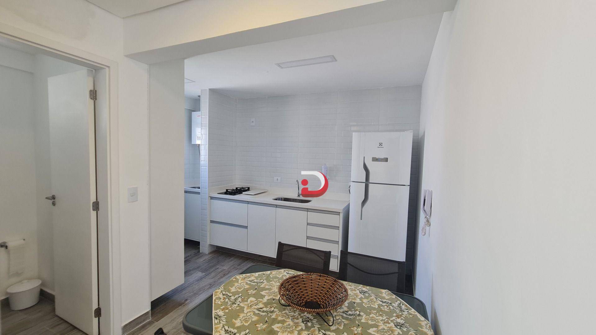 Apartamento à venda e aluguel com 2 quartos, 61m² - Foto 8