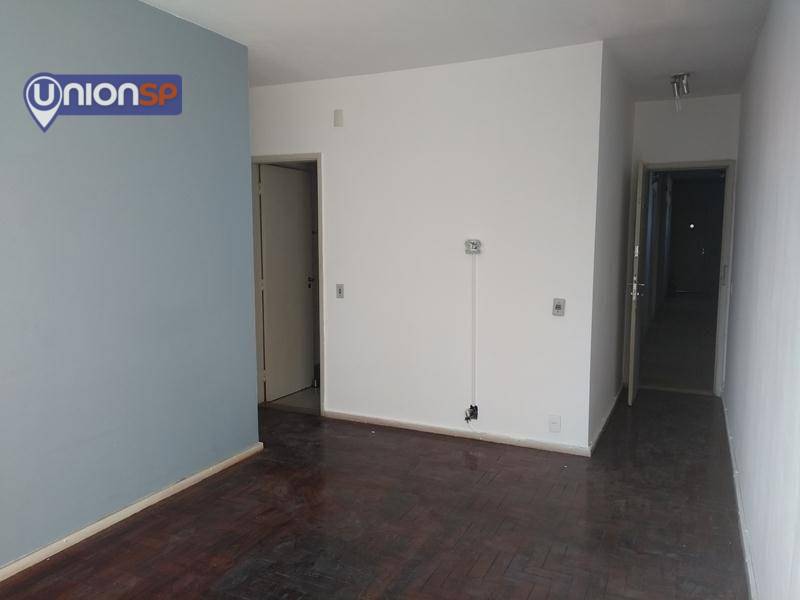 Apartamento à venda com 3 quartos, 83m² - Foto 2