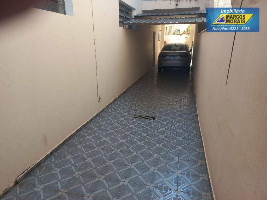 Casa para alugar com 3 quartos, 123m² - Foto 10