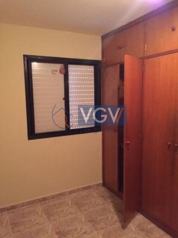 Apartamento à venda com 2 quartos, 57m² - Foto 3