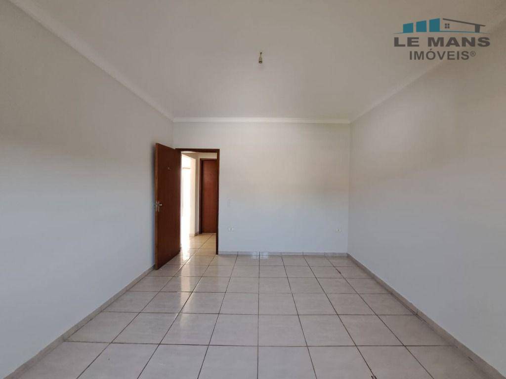 Casa à venda com 2 quartos, 100m² - Foto 5