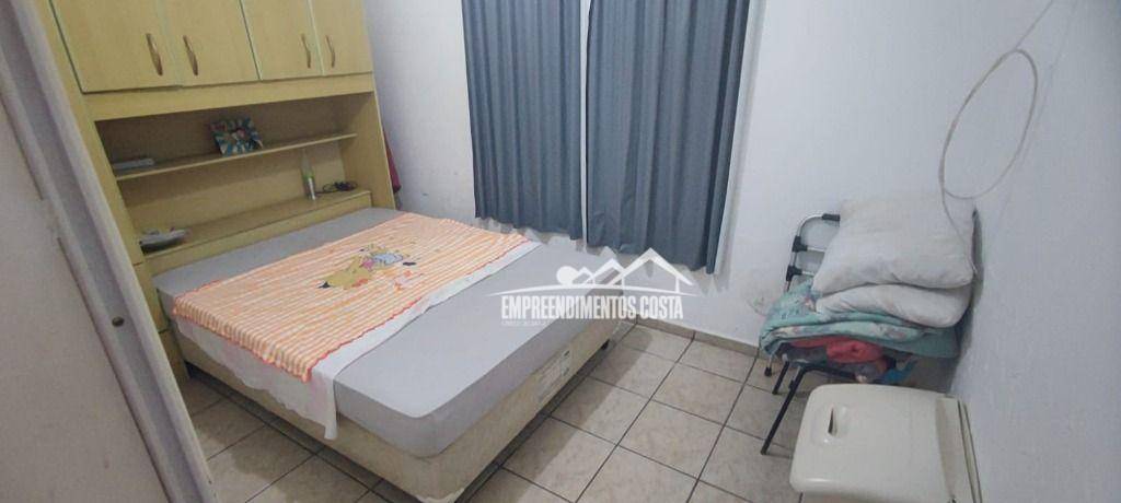 Casa à venda com 3 quartos, 100m² - Foto 19