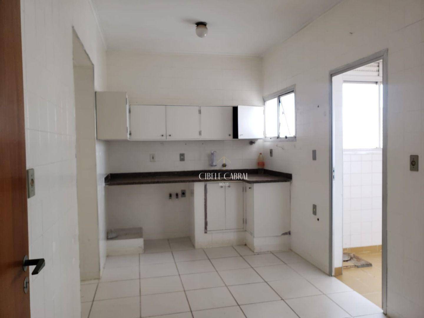 Apartamento à venda com 2 quartos, 80m² - Foto 5