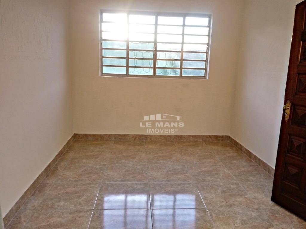 Casa à venda com 2 quartos, 92m² - Foto 5