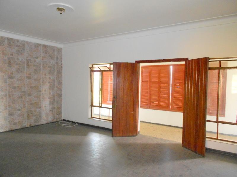 Casa à venda com 2 quartos, 175m² - Foto 6