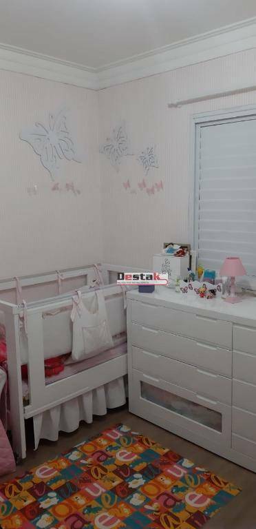 Apartamento à venda com 2 quartos, 57m² - Foto 4