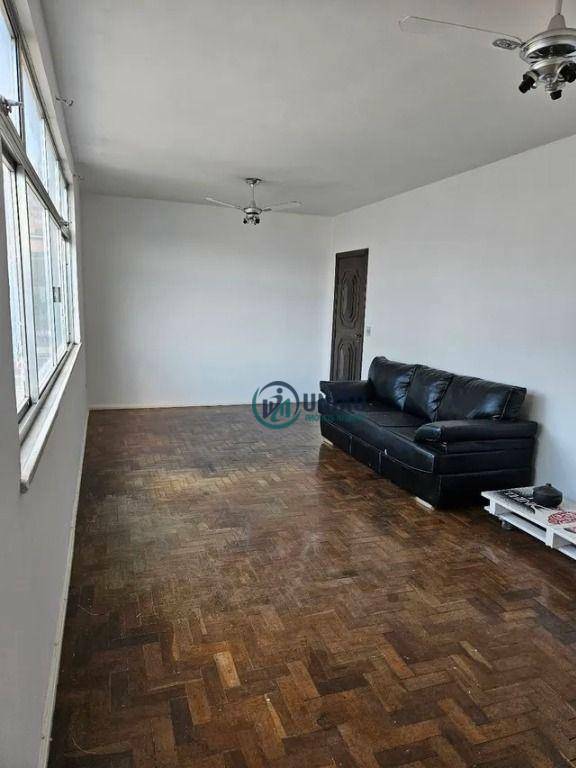 Apartamento à venda com 3 quartos, 98m² - Foto 1