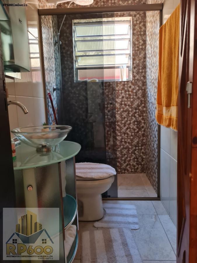 Casa à venda com 2 quartos, 108m² - Foto 9