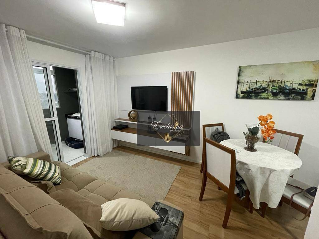 Apartamento à venda com 2 quartos, 62m² - Foto 2