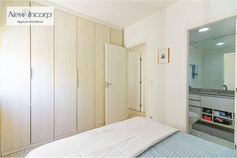 Apartamento à venda com 2 quartos, 76m² - Foto 18