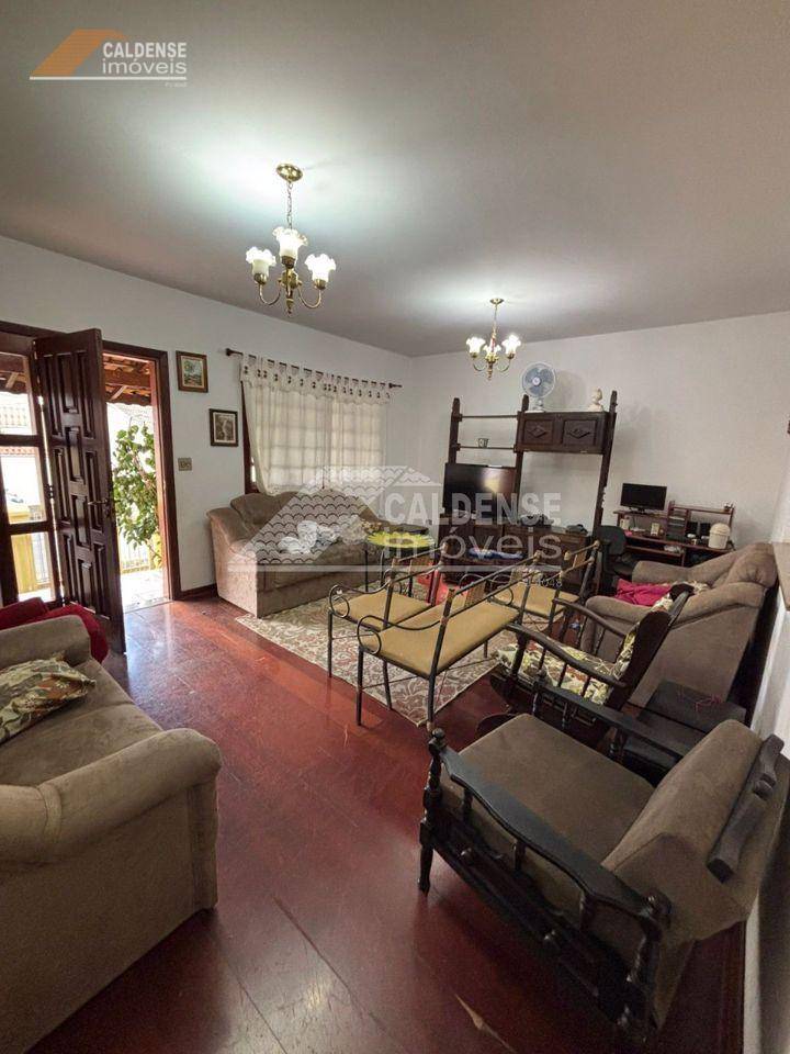 Casa, 4 quartos, 231 m² - Foto 3