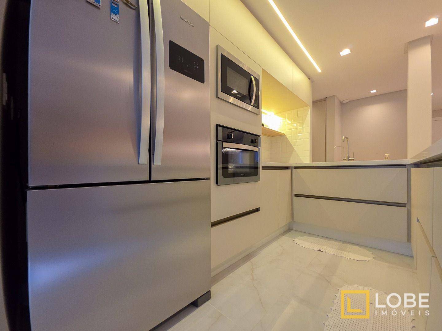 Casa à venda com 3 quartos, 330m² - Foto 12
