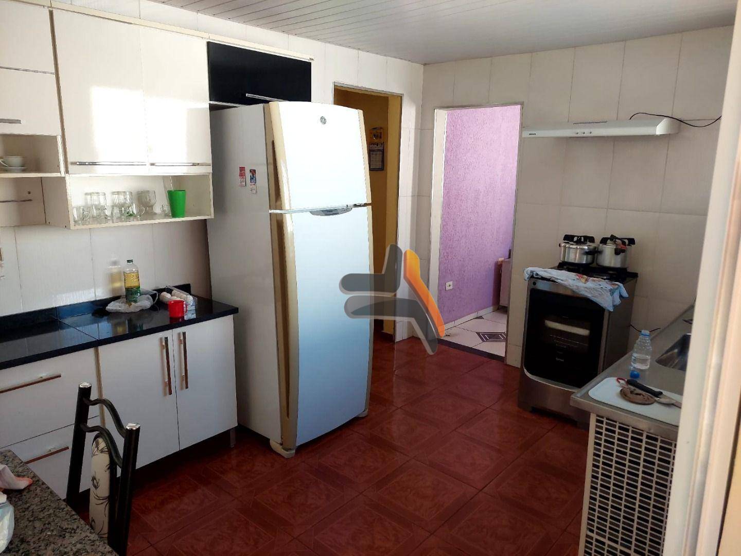 Casa à venda com 3 quartos, 113m² - Foto 14