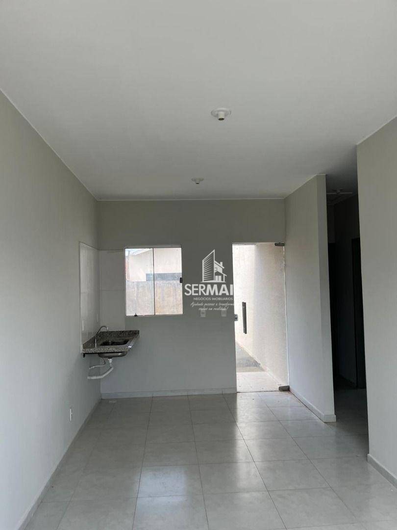 Casa à venda com 3 quartos, 250m² - Foto 4