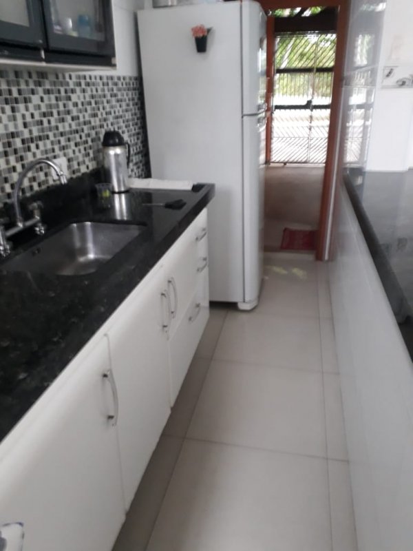 Casa à venda com 2 quartos, 78m² - Foto 3