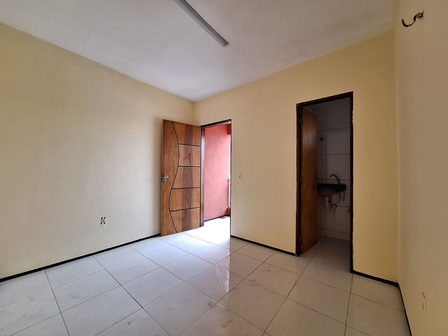 Casa para alugar com 2 quartos, 83m² - Foto 5