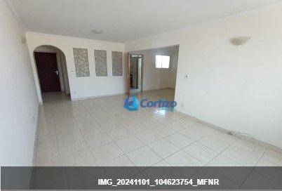 Apartamento para alugar com 3 quartos, 101m² - Foto 9