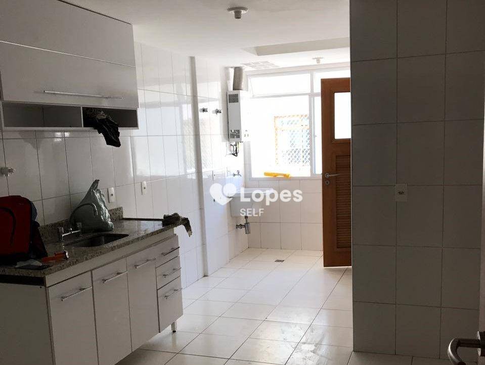 Apartamento à venda com 3 quartos, 130m² - Foto 15