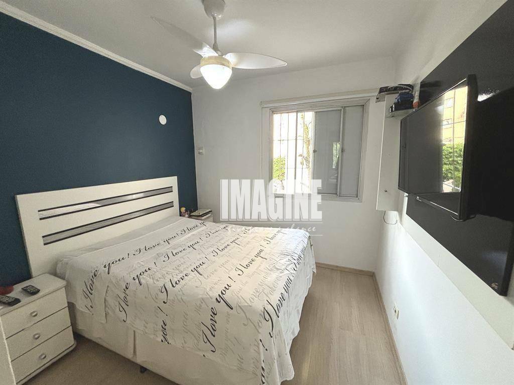 Apartamento à venda com 2 quartos, 52m² - Foto 4