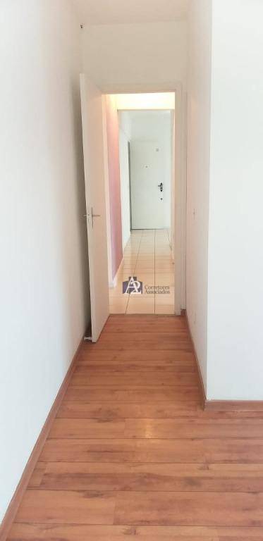 Apartamento à venda com 2 quartos, 60m² - Foto 1