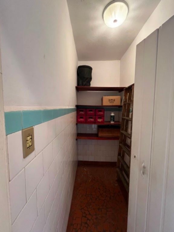 Casa à venda com 3 quartos, 181m² - Foto 35