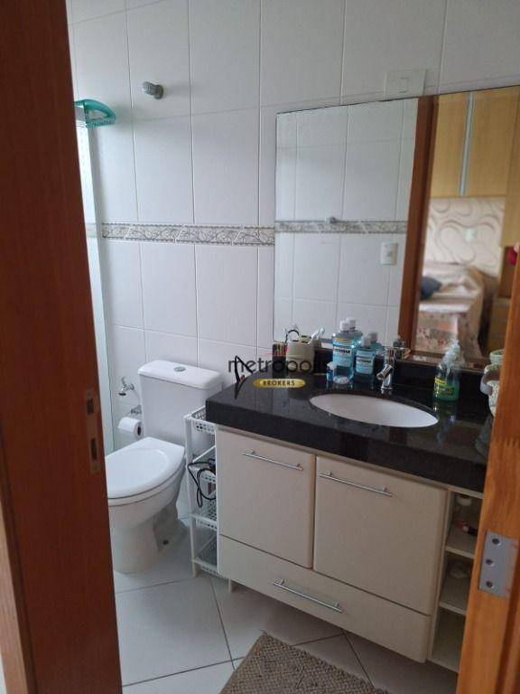 Apartamento à venda com 3 quartos, 83m² - Foto 22