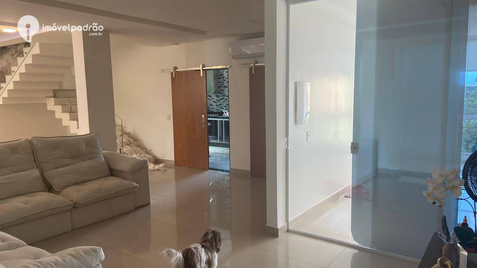 Casa à venda com 4 quartos, 500m² - Foto 2