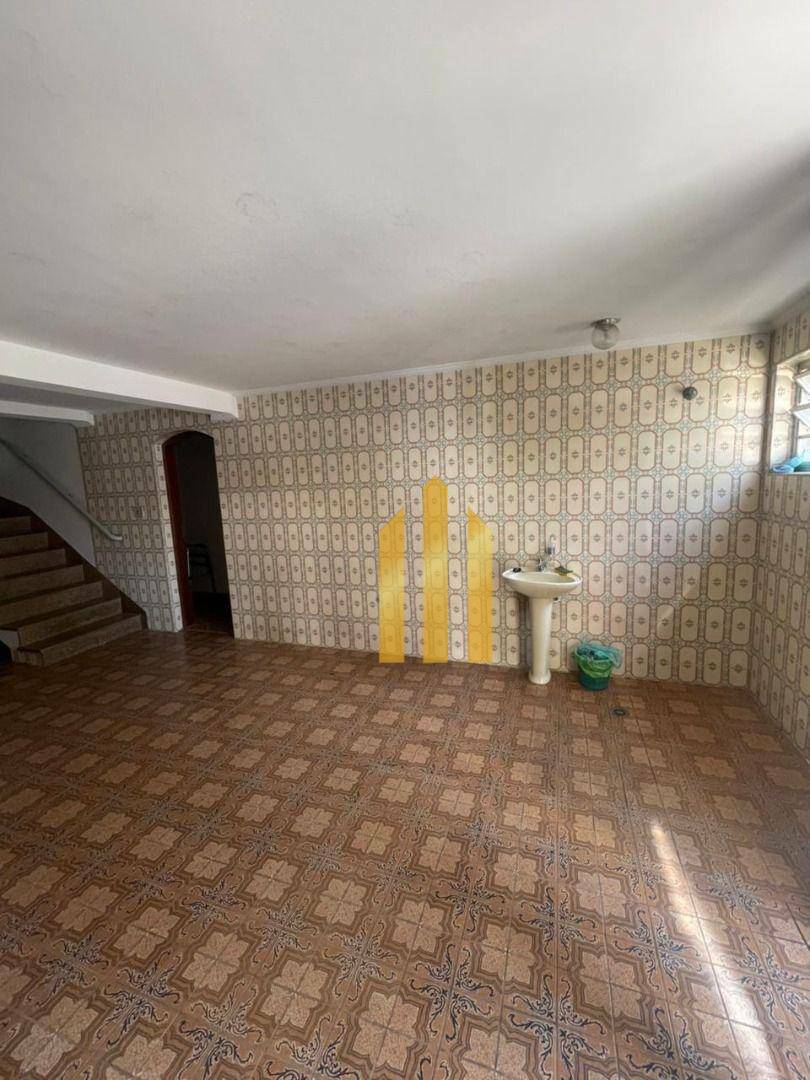 Sobrado à venda e aluguel com 4 quartos, 300m² - Foto 49