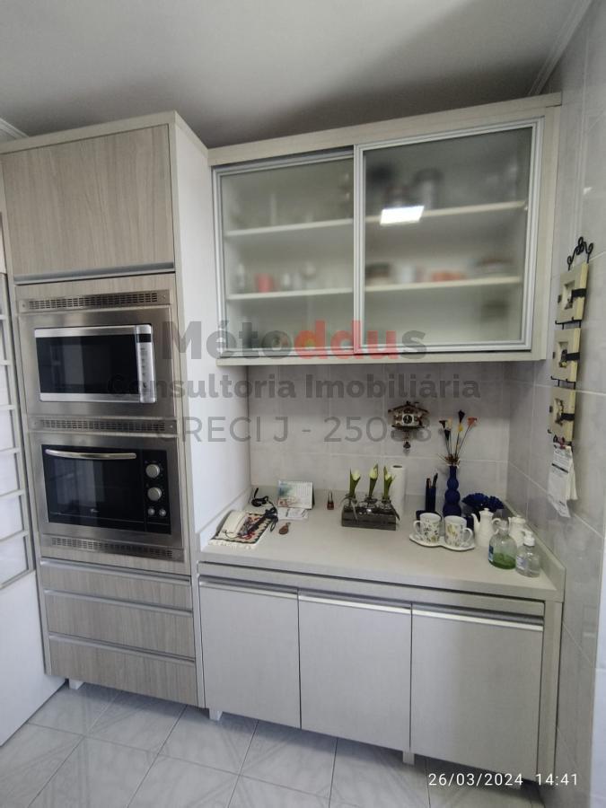 Apartamento à venda com 2 quartos, 80m² - Foto 10