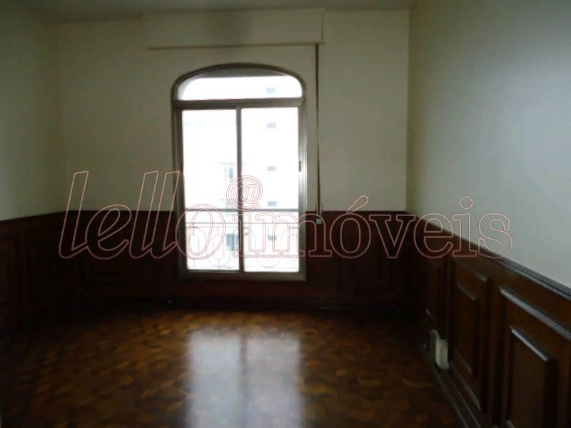 Apartamento para alugar com 3 quartos, 380m² - Foto 18