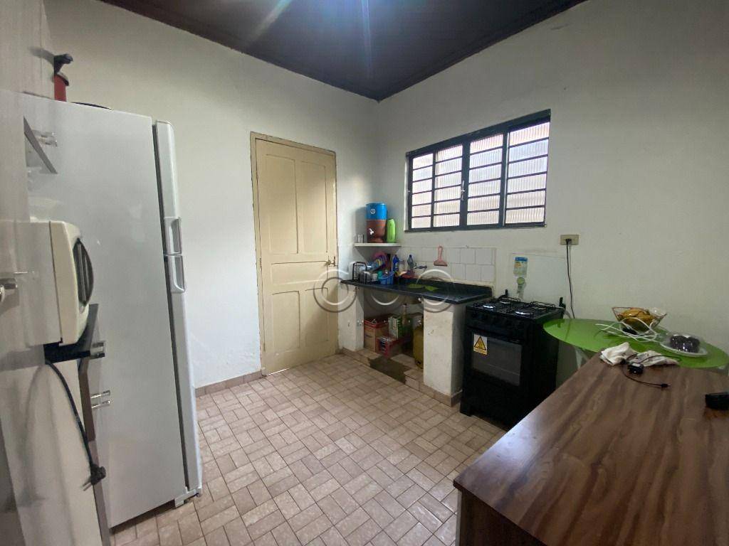 Casa à venda com 2 quartos, 227m² - Foto 5
