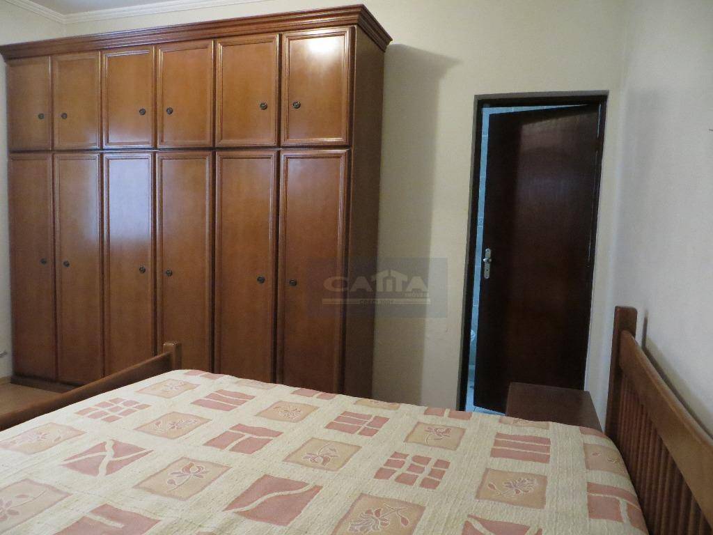 Casa à venda com 3 quartos, 200m² - Foto 10