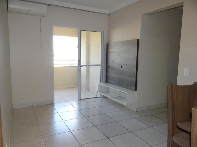 Apartamento à venda com 3 quartos, 76m² - Foto 1