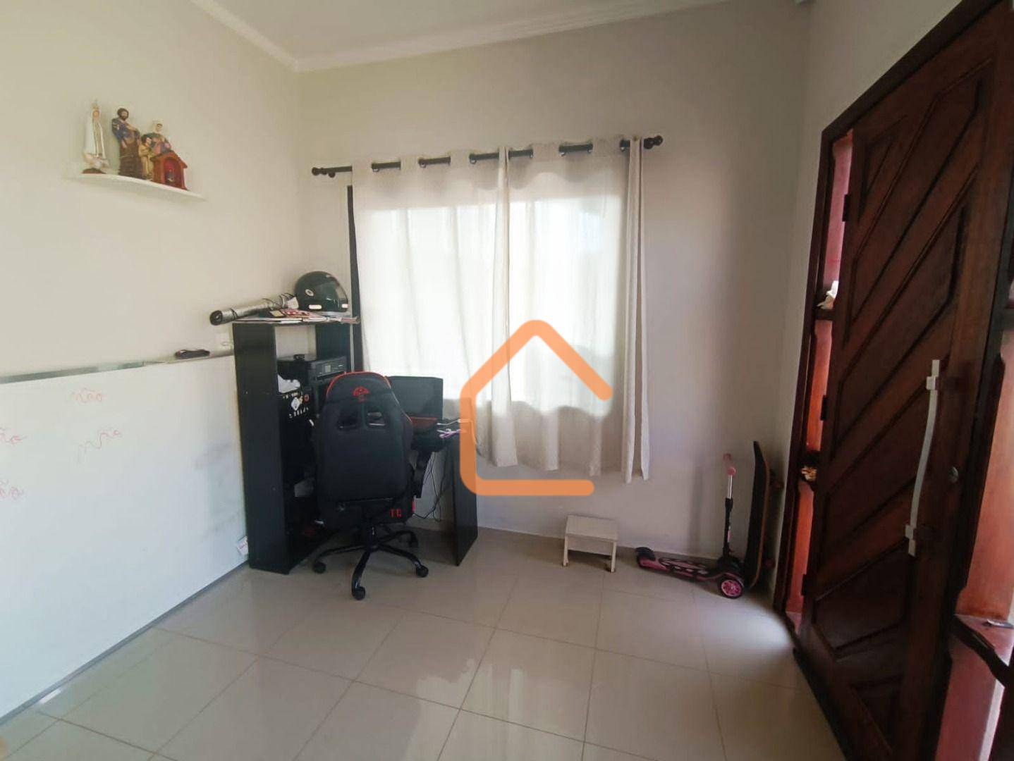 Casa à venda com 3 quartos, 240m² - Foto 9