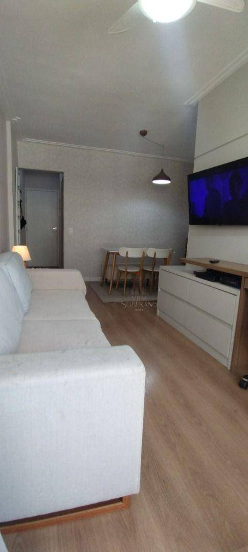 Apartamento à venda com 2 quartos, 60m² - Foto 13