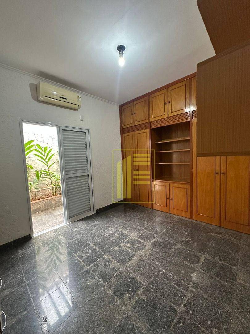 Casa, 3 quartos, 278 m² - Foto 22