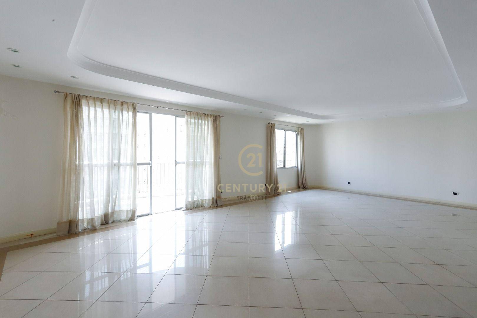Apartamento para alugar com 4 quartos, 312m² - Foto 3