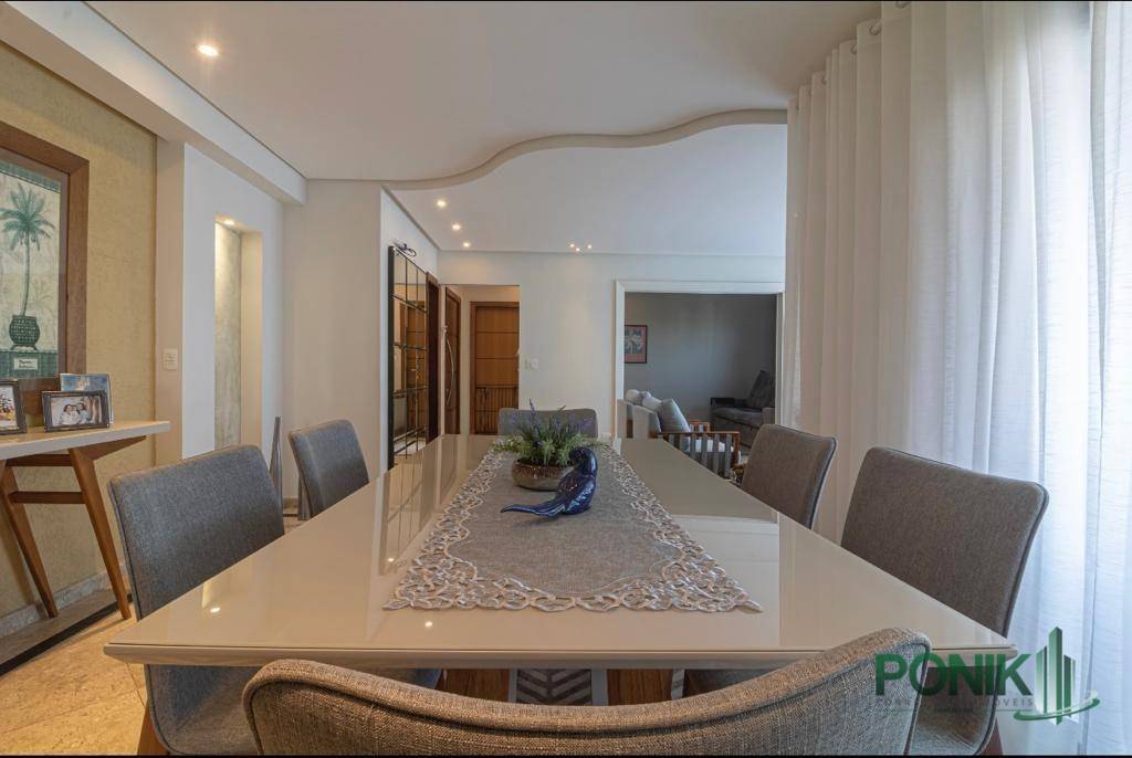 Apartamento à venda com 4 quartos, 250m² - Foto 22