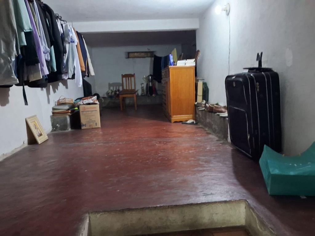 Casa à venda com 3 quartos, 180m² - Foto 8