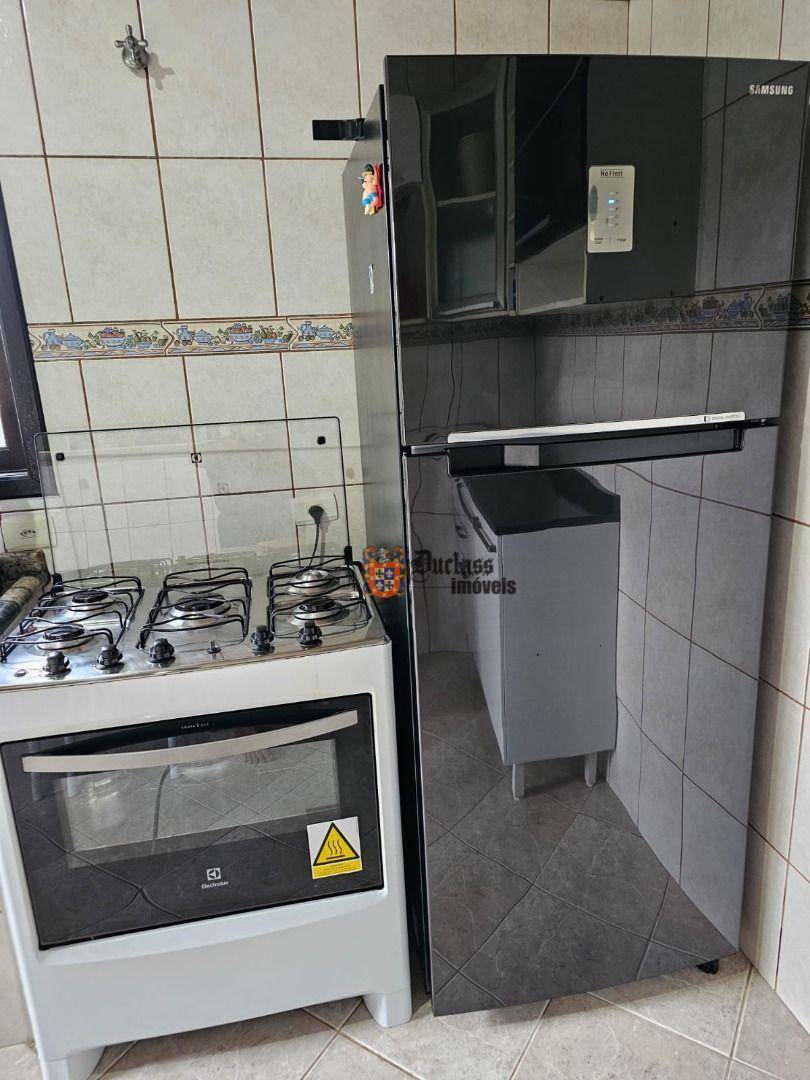 Casa de Condomínio à venda com 1 quarto, 80m² - Foto 31