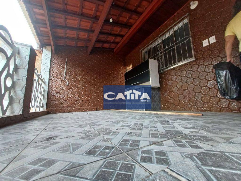 Casa para alugar com 1 quarto, 40m² - Foto 22