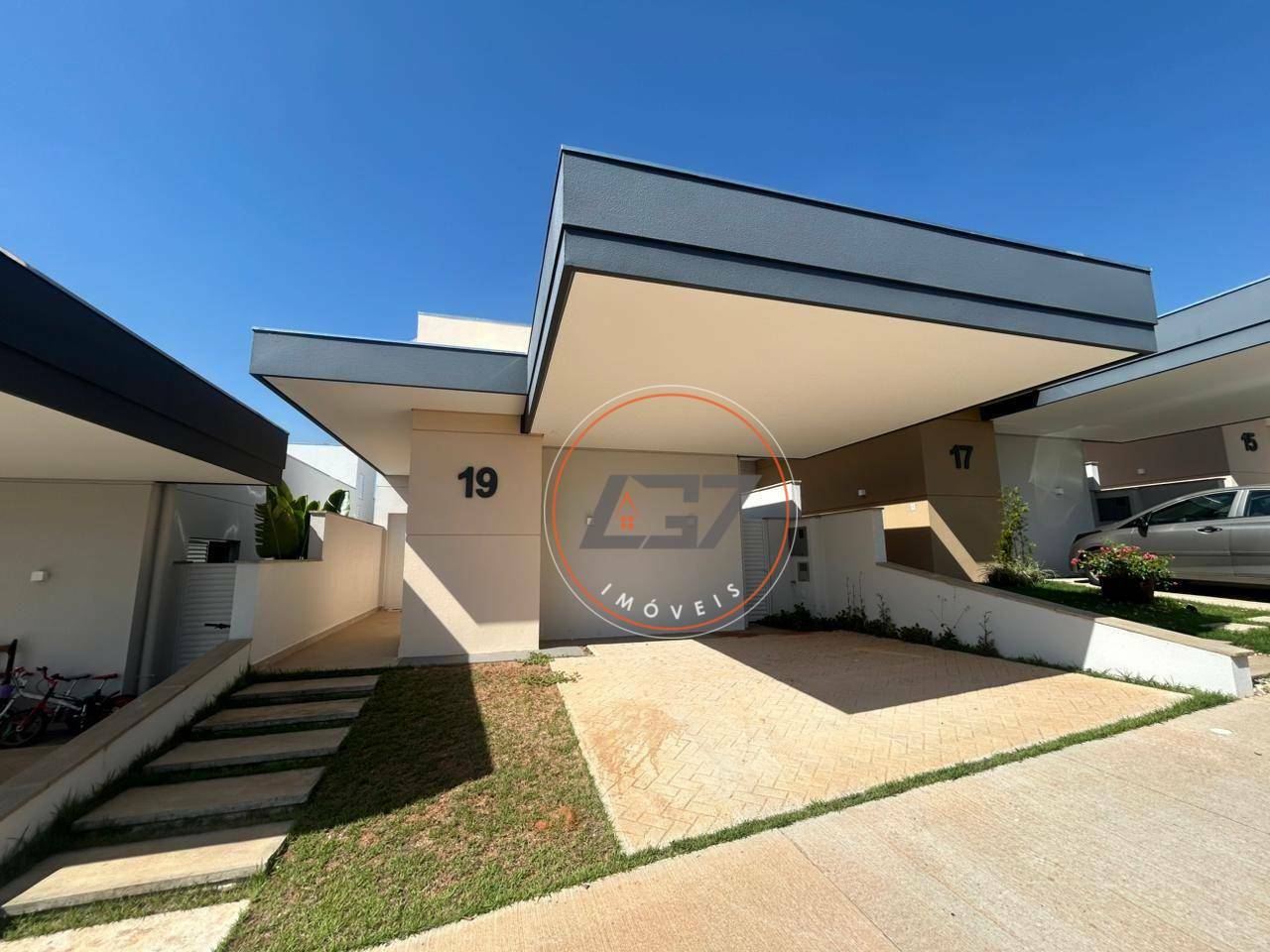 Casa de Condomínio à venda com 3 quartos, 116m² - Foto 1