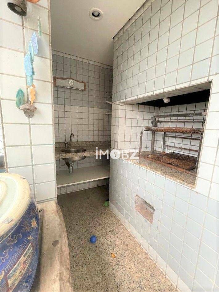 Apartamento à venda com 4 quartos, 190m² - Foto 3