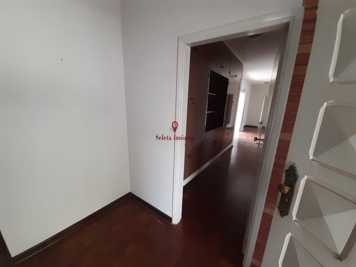 Casa à venda com 3 quartos, 450m² - Foto 11