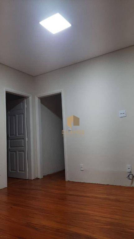 Casa à venda com 15 quartos, 167m² - Foto 7