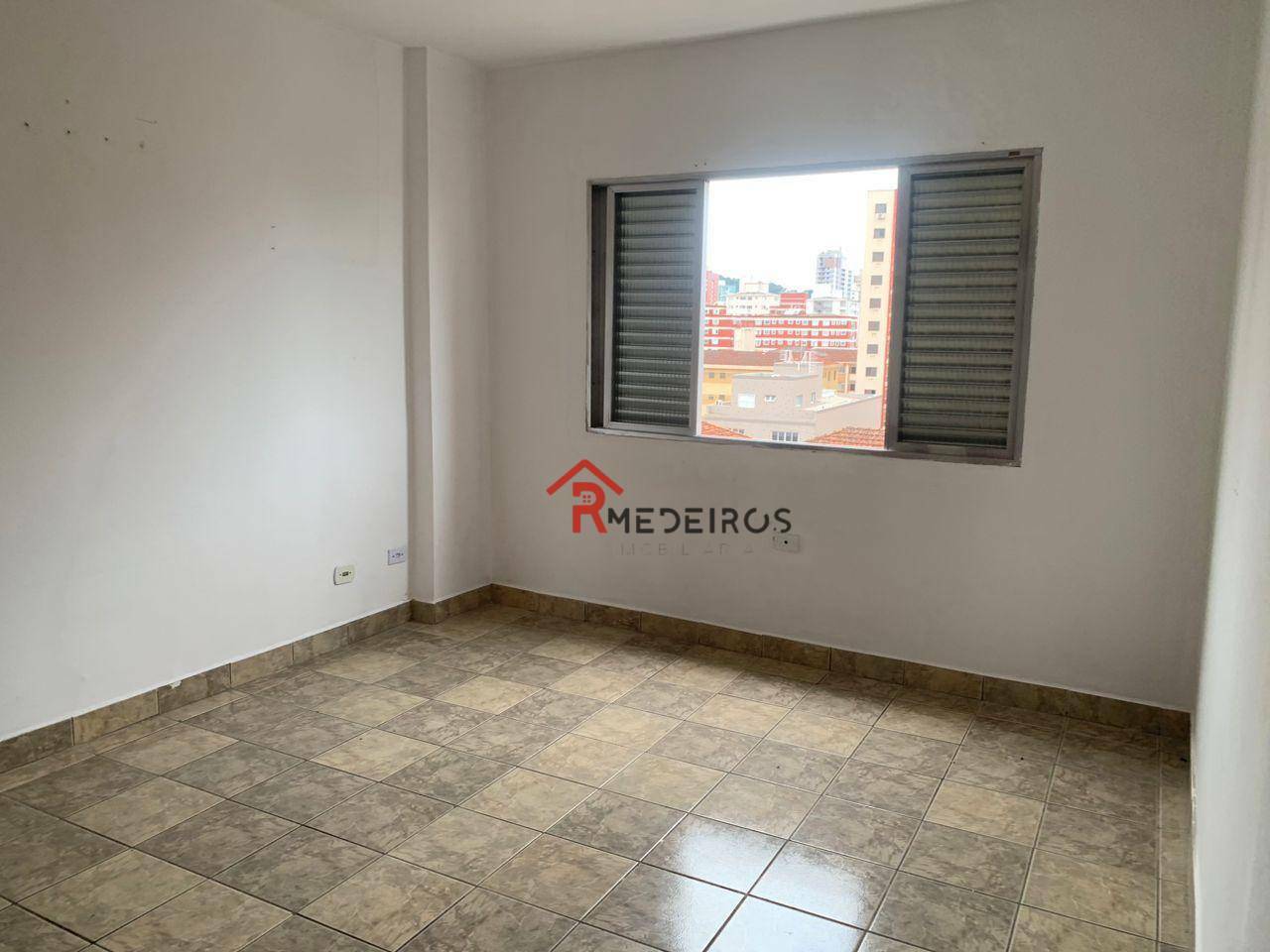 Apartamento para alugar com 2 quartos, 95m² - Foto 12