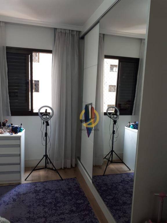 Apartamento à venda com 3 quartos, 137m² - Foto 42